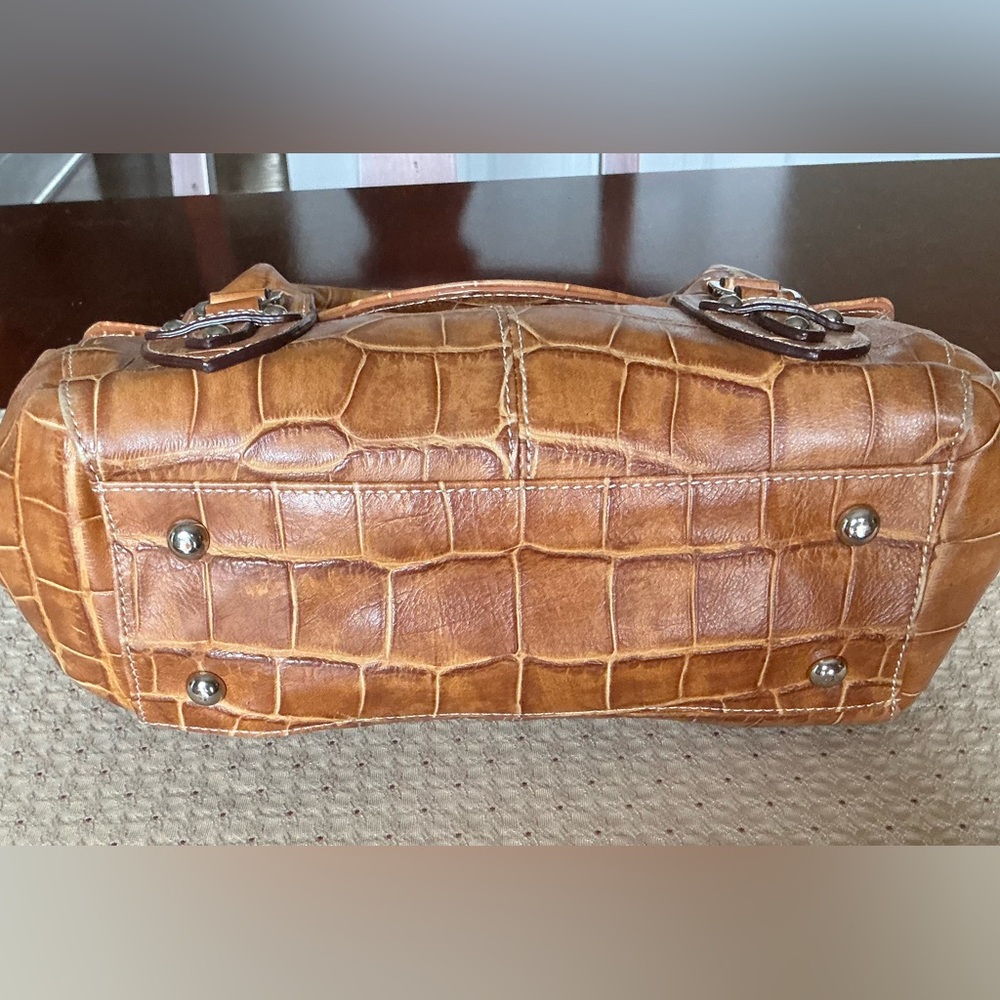 Tignanello Tan Croc Embossed Leather Shoulder Bag - Picture 5 of 13